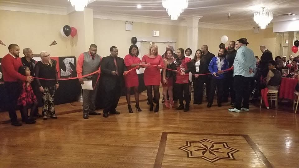 FSN partners with the Bronx Buccaneers youth football organization, 2018